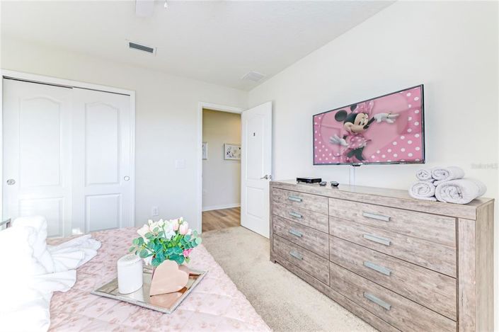 Image No.19-6 Bed House for sale