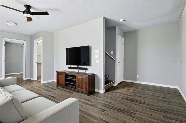 Image No.14-3 Bed House for sale