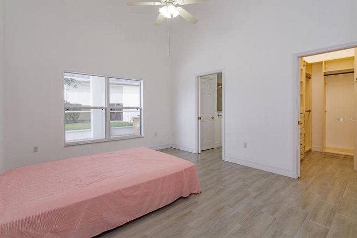 Image No.16-2 Bed House for sale