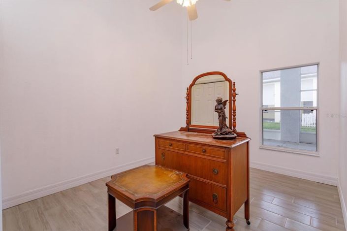 Image No.20-2 Bed House for sale