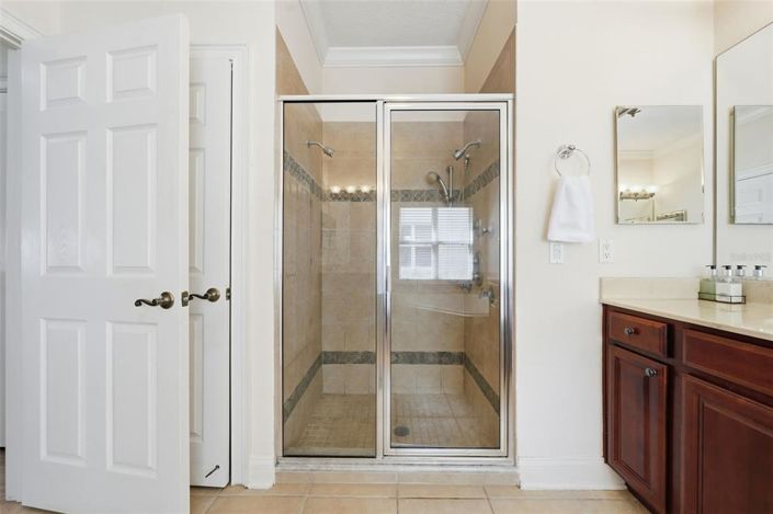 Image No.20-4 Bed House for sale