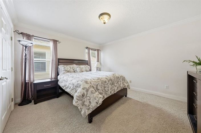 Image No.24-4 Bed House for sale