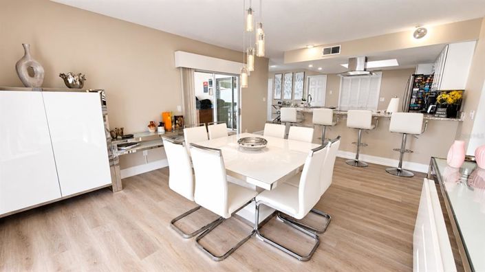 Image No.24-4 Bed House for sale