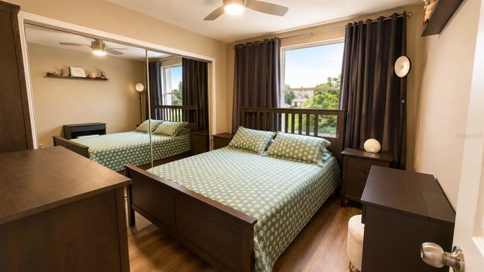 Image No.35-4 Bed House for sale