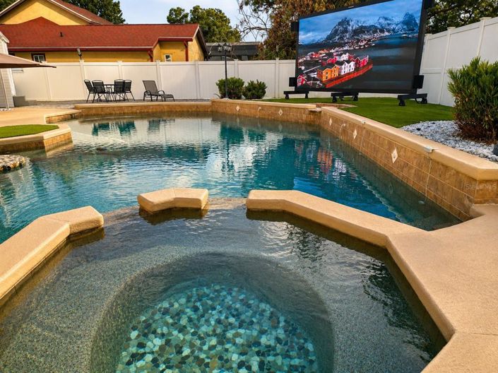 Image No.9-4 Bed House for sale