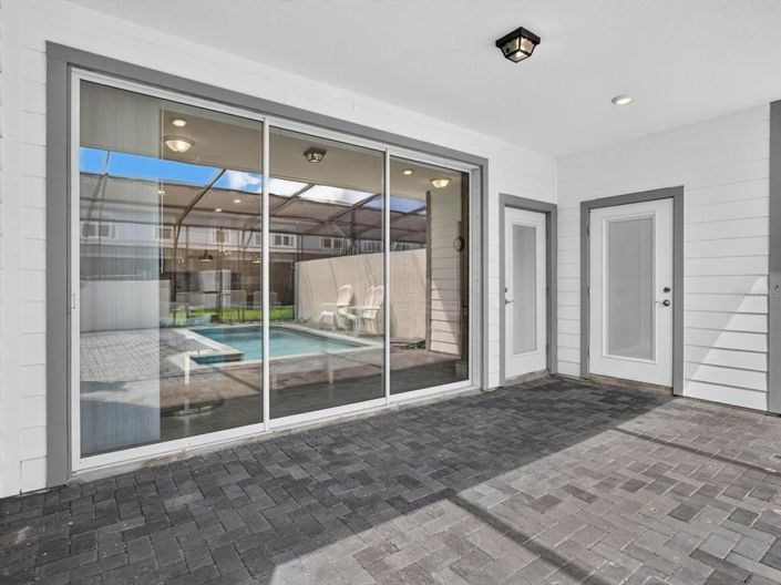 Image No.35-5 Bed Townhouse for sale