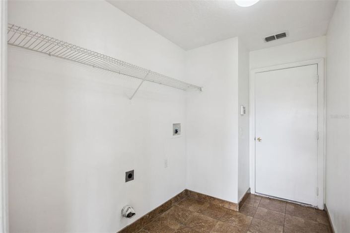 Image No.35-4 Bed House for sale