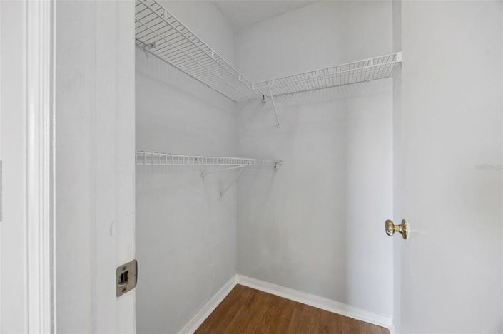 Image No.38-4 Bed House for sale