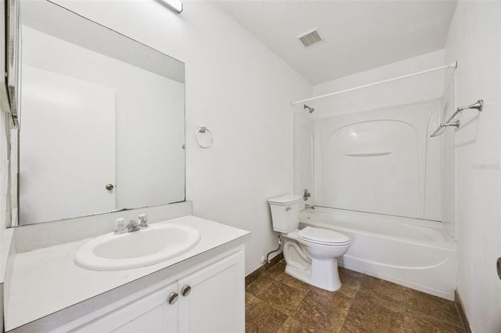 Image No.40-4 Bed House for sale