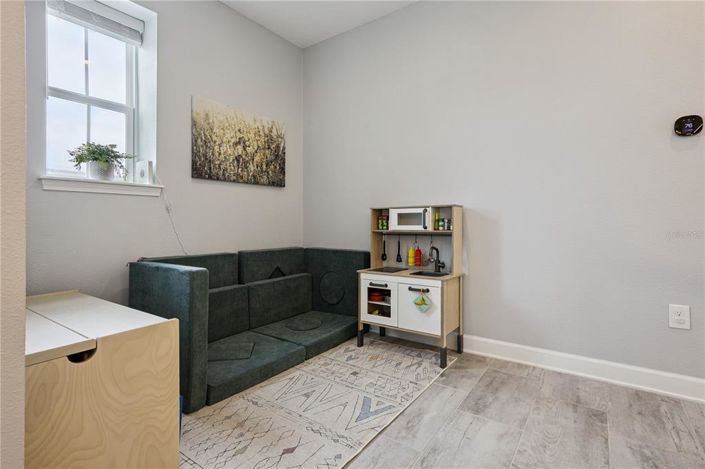 Image No.32-4 Bed House for sale