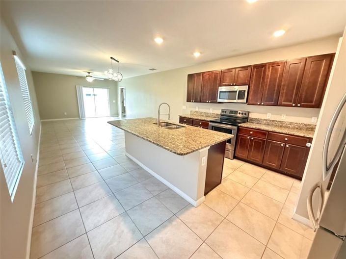 Image No.3-3 Bed House for sale