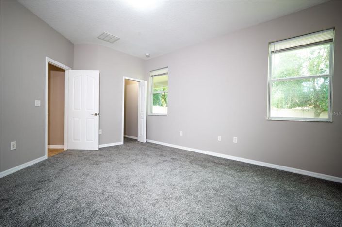 Image No.15-3 Bed House for sale