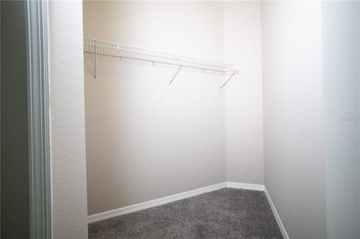 Image No.17-3 Bed House for sale