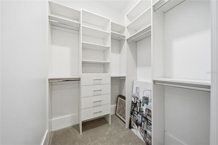 Image No.33-7 Bed House for sale