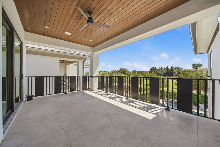 Image No.38-7 Bed House for sale