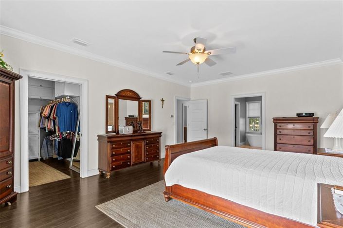 Image No.14-3 Bed House for sale
