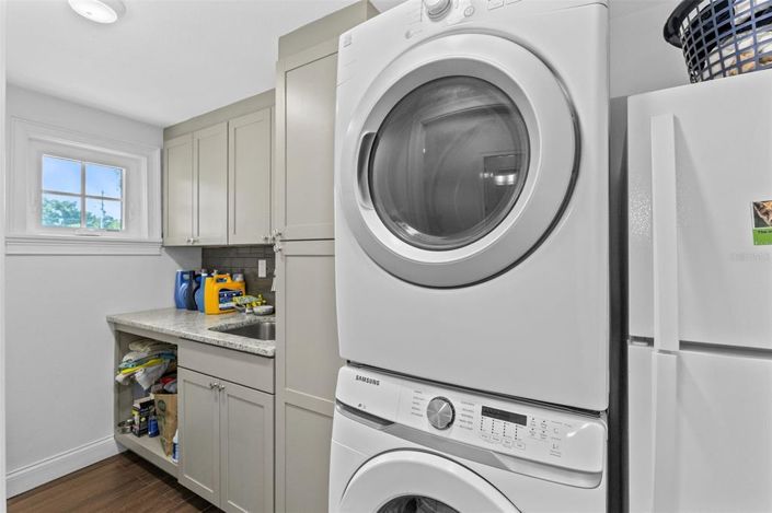 Image No.21-3 Bed House for sale