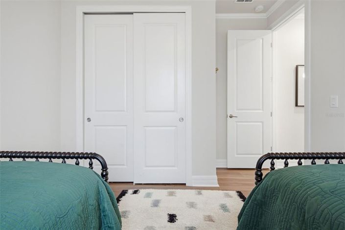 Image No.33-6 Bed House for sale