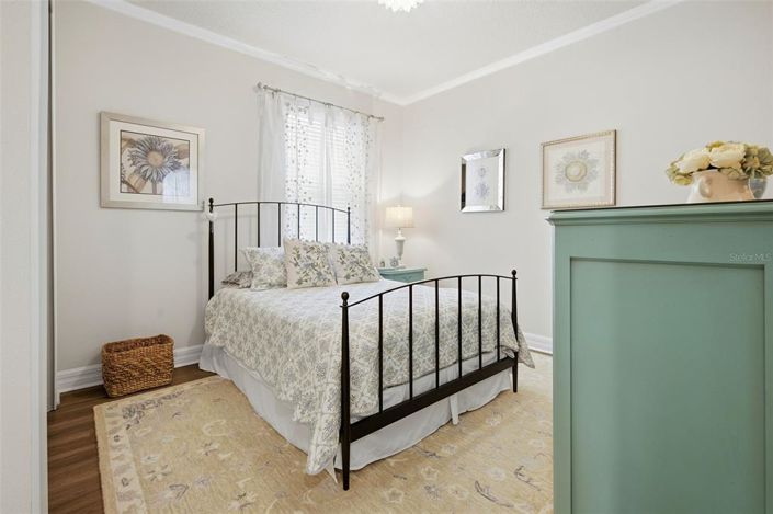 Image No.37-6 Bed House for sale