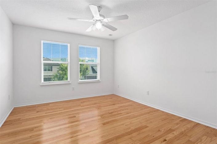 Image No.28-5 Bed House for sale