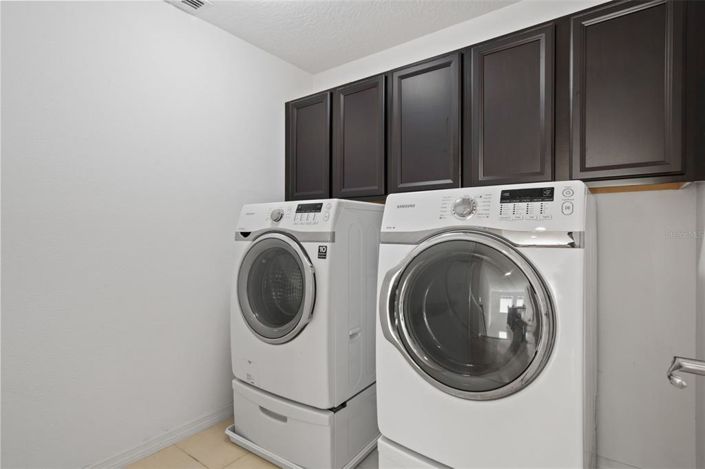 Image No.40-5 Bed House for sale