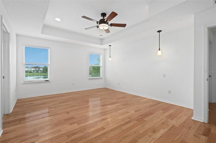 Image No.44-5 Bed House for sale