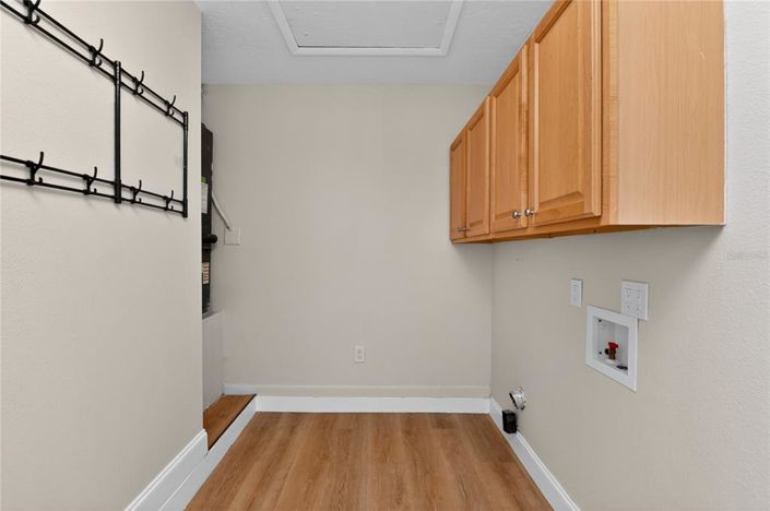 Image No.23-3 Bed House for sale