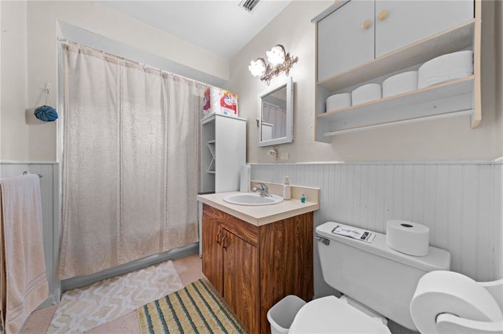 Image No.12-2 Bed House for sale
