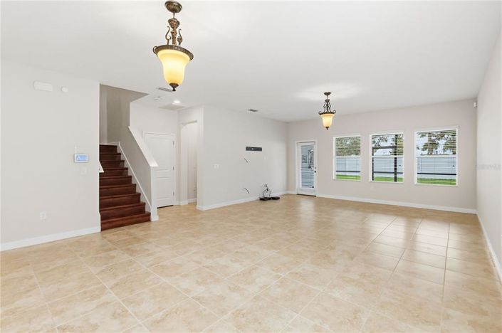 Image No.4-5 Bed House for sale