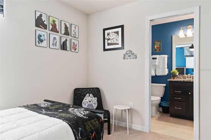 Image No.30-5 Bed House for sale