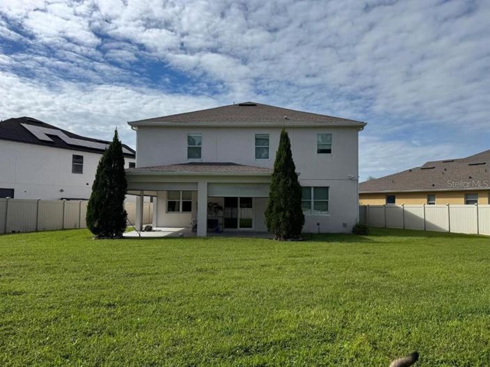 Image No.8-5 Bed House for sale