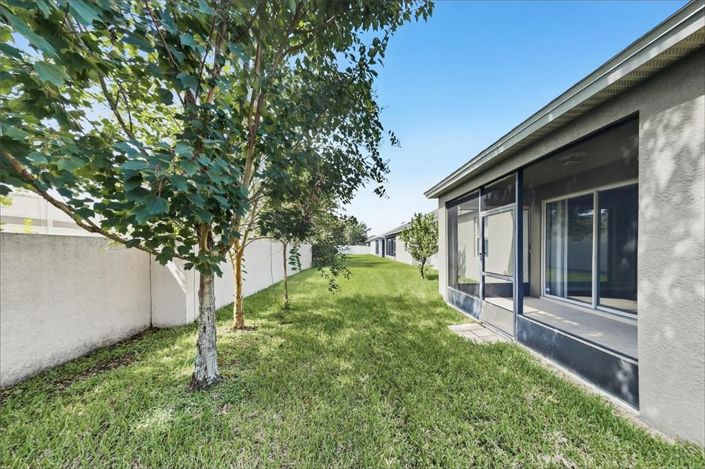 Image No.17-3 Bed House for sale