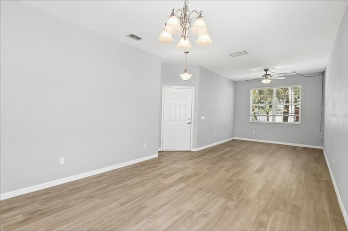 Image No.2-3 Bed House for sale