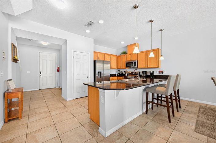 Image No.4-4 Bed Townhouse for sale