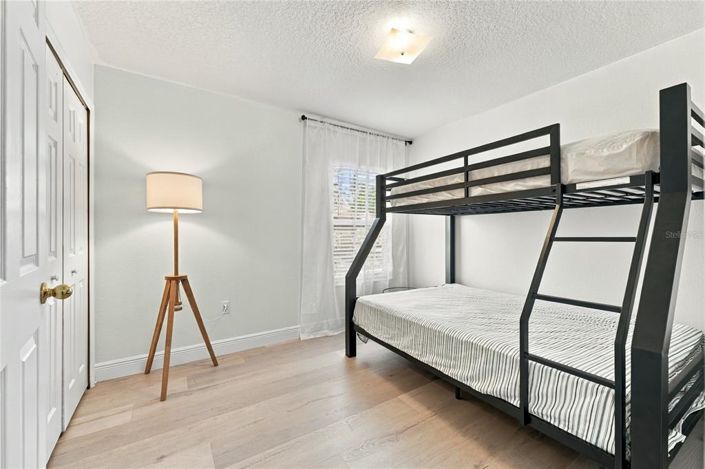 Image No.30-4 Bed House for sale