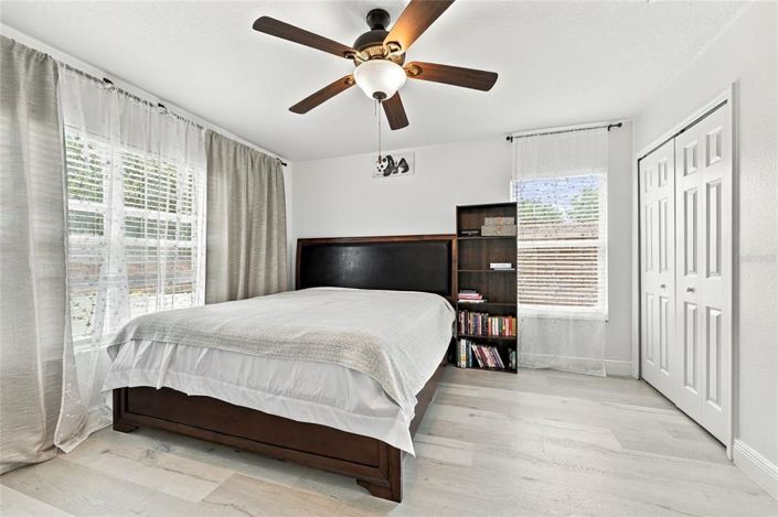 Image No.32-4 Bed House for sale