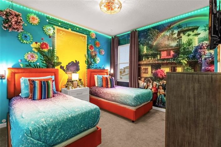 Image No.35-15 Bed House for sale