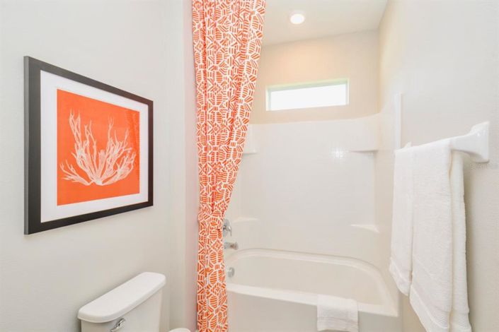 Image No.48-15 Bed House for sale