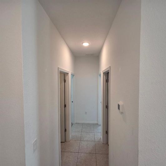 Image No.17-4 Bed House for sale