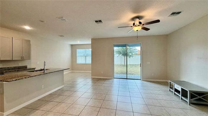 Image No.3-3 Bed House for sale