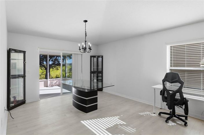 Image No.14-3 Bed House for sale