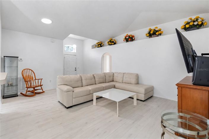 Image No.5-3 Bed House for sale
