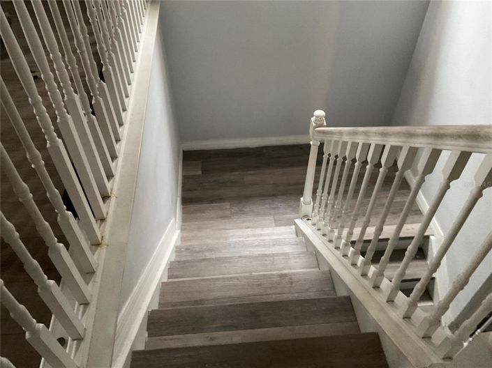 Image No.18-5 Bed House for sale