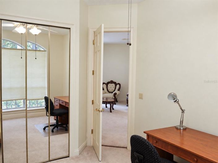Image No.20-4 Bed House for sale