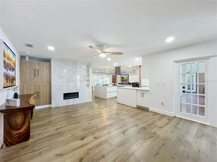 Image No.20-4 Bed House for sale