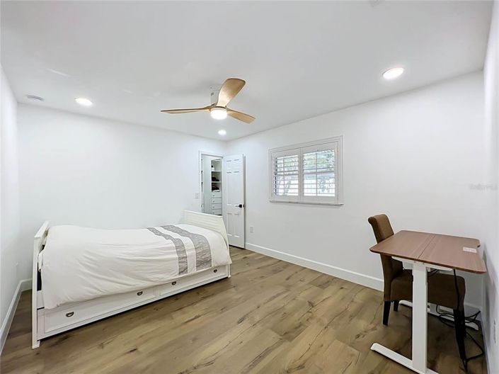 Image No.29-4 Bed House for sale