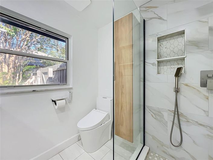 Image No.32-4 Bed House for sale