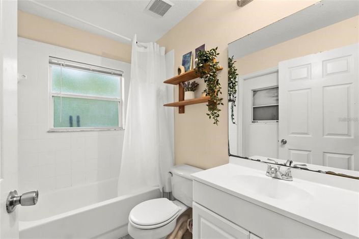 Image No.22-4 Bed House for sale