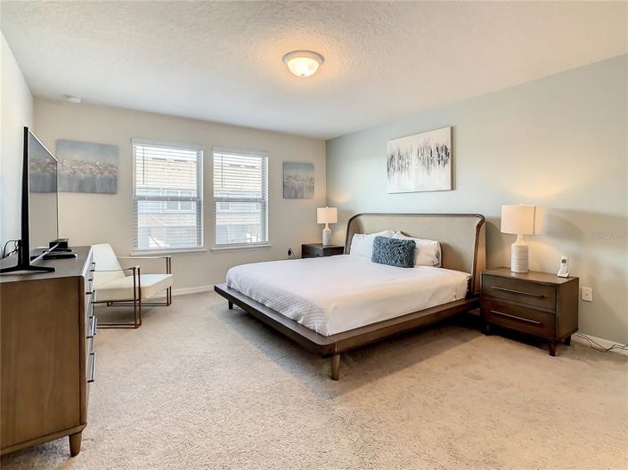 Image No.29-5 Bed Townhouse for sale