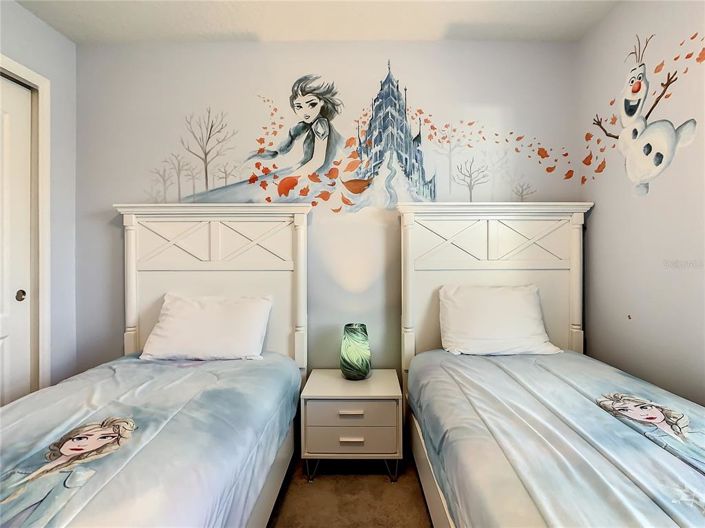 Image No.39-5 Bed Townhouse for sale